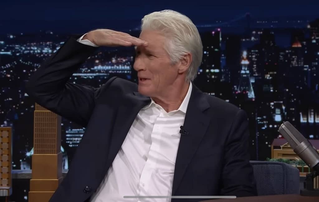 On the Jimmy Fallon night show, the Hollywood star jokes about the Richard Gere Moving to Spain news coverage 